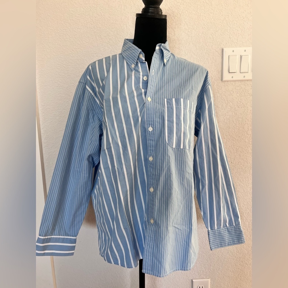 NWT: Abercrombie and Fitch Oversized button up Striped Long Sleeve Size XS